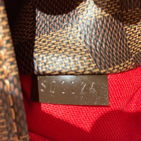 Louis Vuitton Damier Ebene Totally MM Canvas Brown Tote - Brand New - Never used - Picture 16 of 16